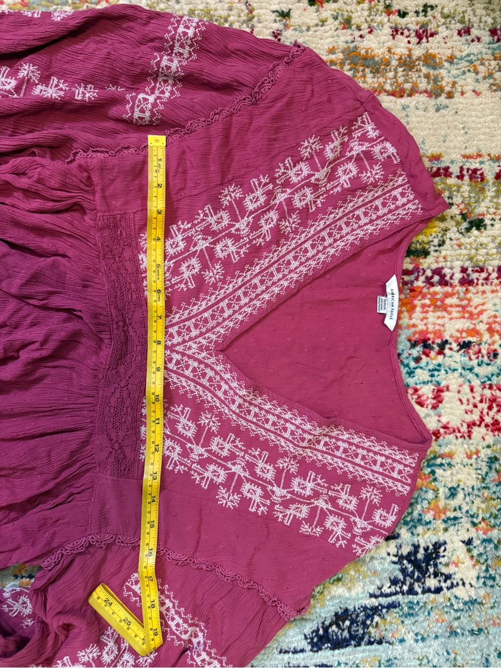 American Eagle Pink Embroidered Peasant Boho Top V-Neck Balloon Sleeve M - Picture 7 of 8